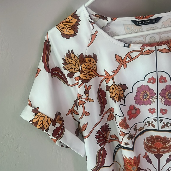 Pattern Shift Dress - Picture 6 of 7